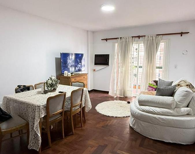 Departamento · 85m² · 5 Ambientes · 1 Cochera