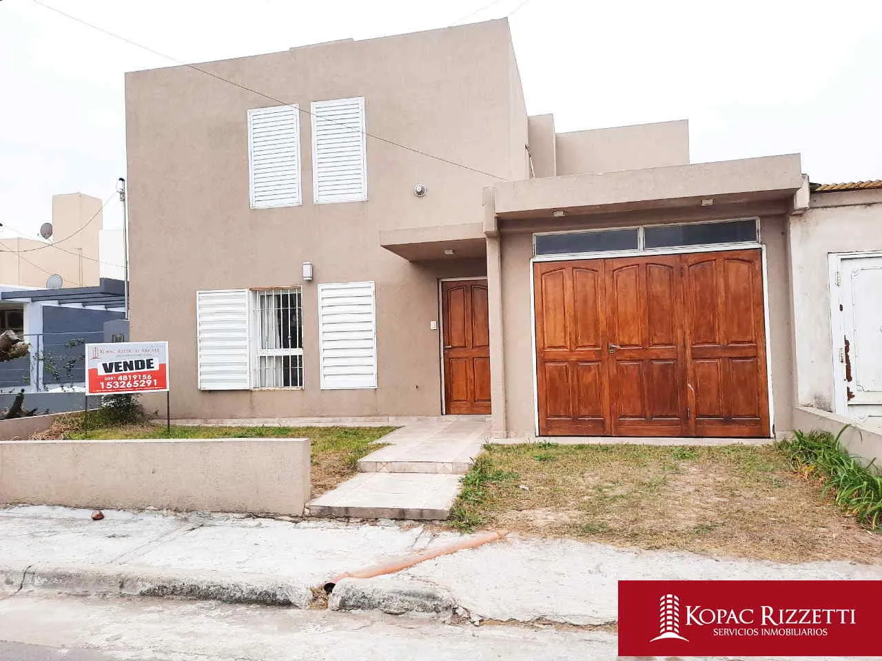 LOS BOULEVARES (ALVAREZ DE TOLEDO 7200) - VENTA CASA 3 DORMITORIOS