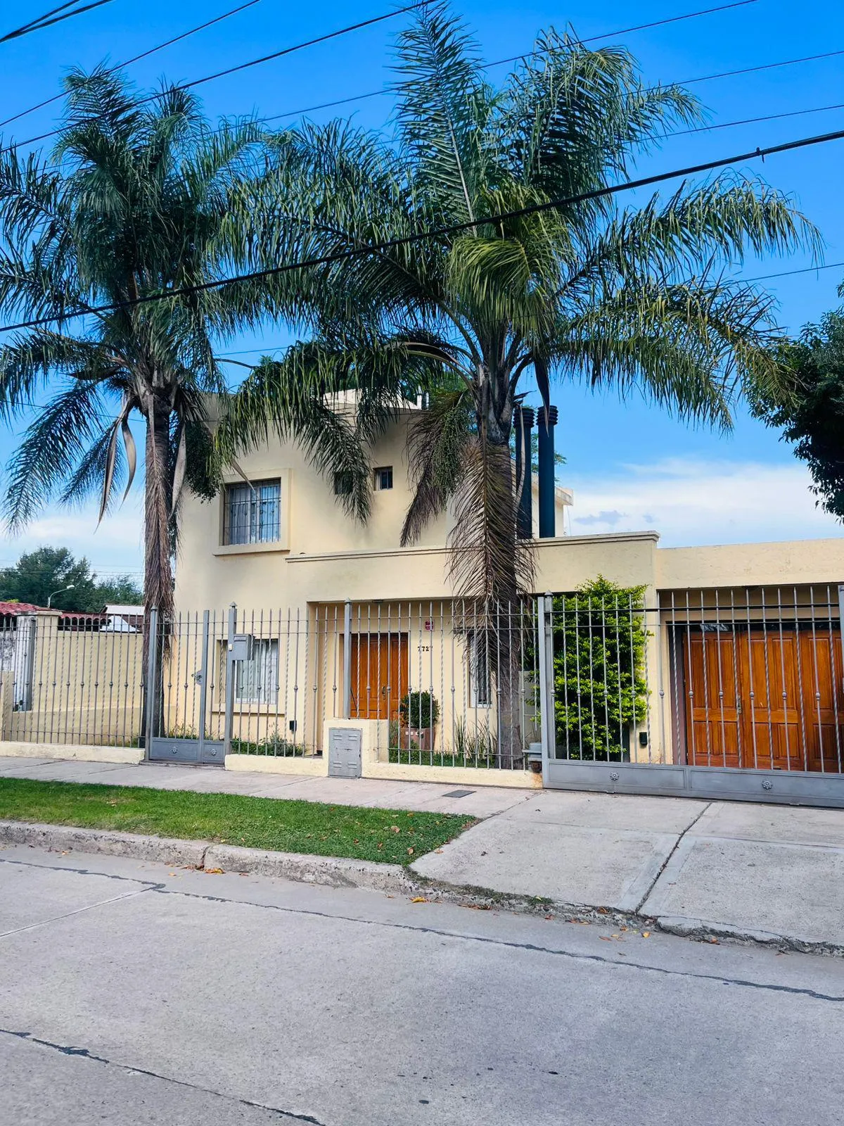 VIVI COMO SIEMPRE SOÑASTE: CASA CON GRAN PARQUE, PILETA Y ASADOR!
