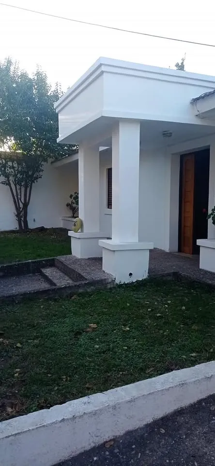 GRANJA FUNES 3 DORM - ALQUILO
