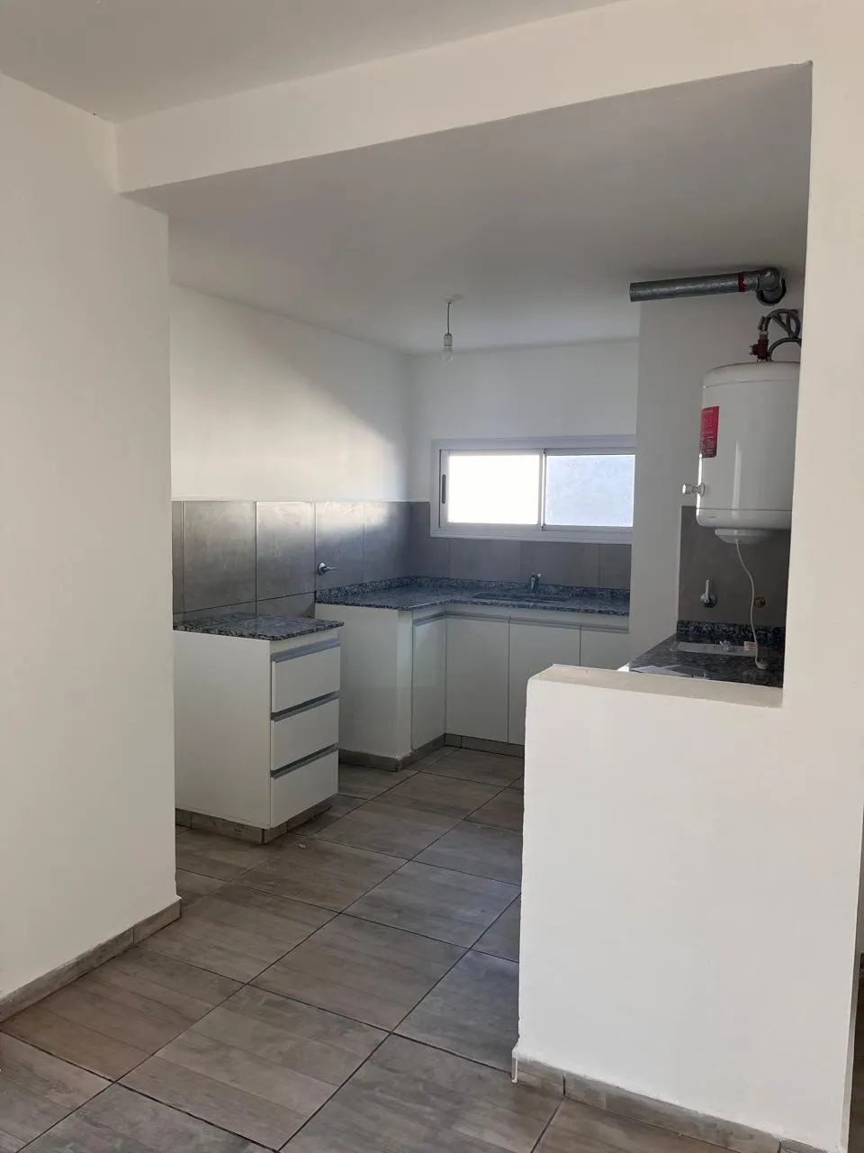 ALQUILER DE DUPLEX DE 2 DORMITORIOS EN VALLE CERCANO