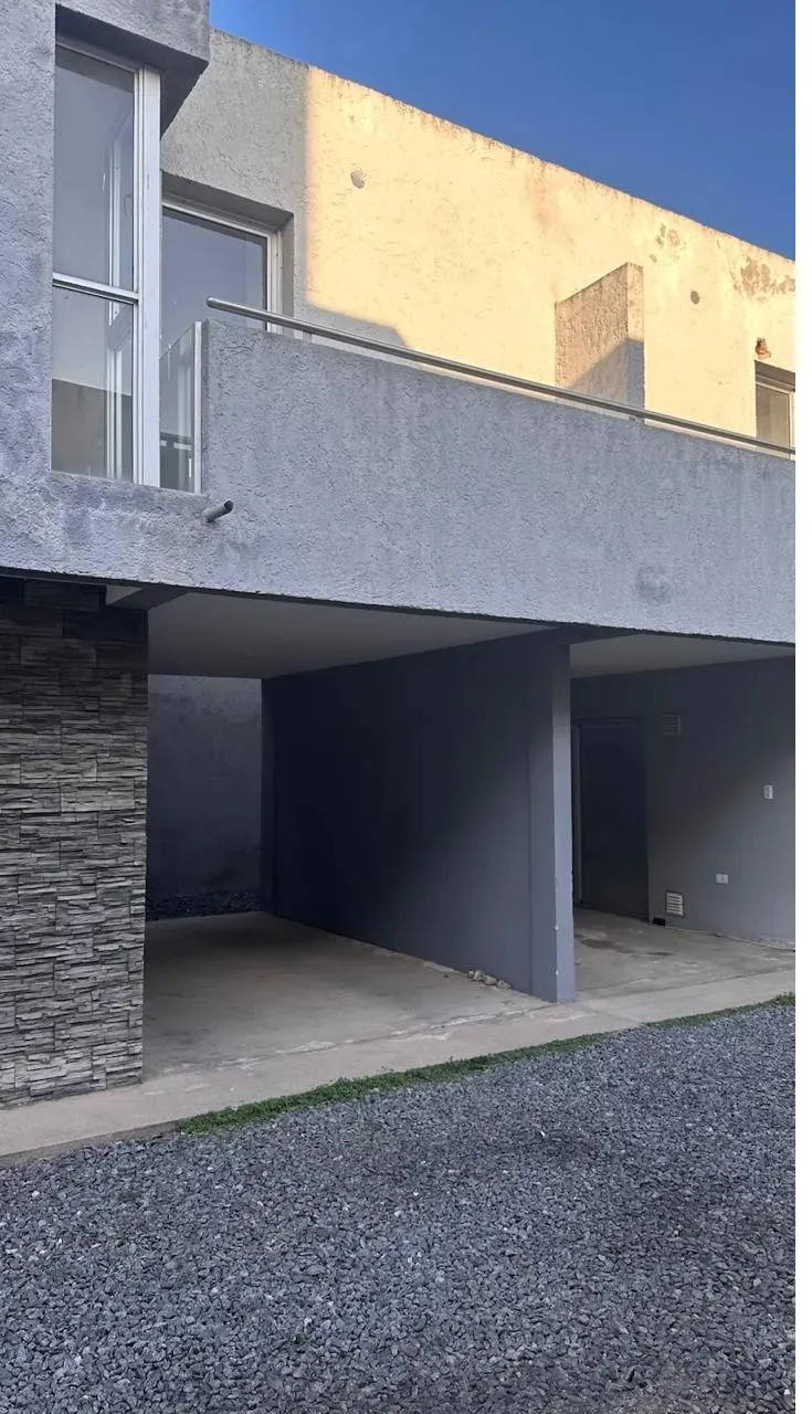 DUPLEX 2 DORMIT + GARAGE - LA CALERA- COMPLEJO  CERRADO