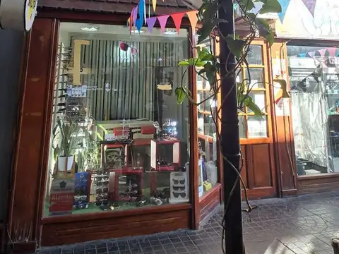 Local en Venta en Caseros, Partido de Tres de Febrero