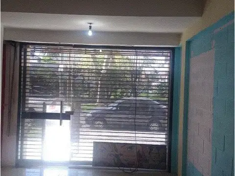 Local en Venta en Luis Guillon, Partido de Esteban Echeverría