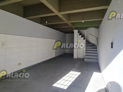 Local en Venta en Villa Raffo, Partido de Tres de Febrero