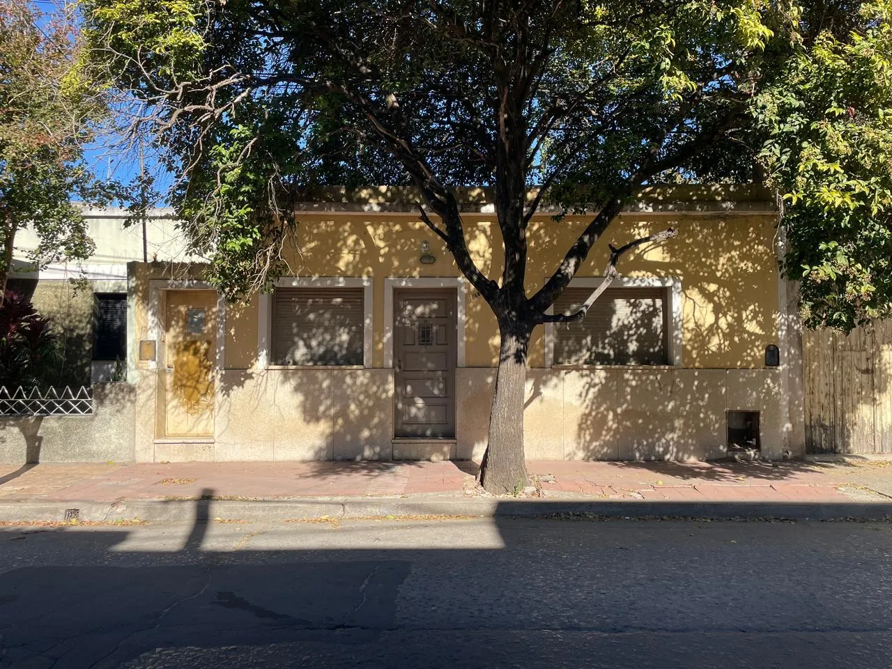 CASA + DEPARTAMENTO