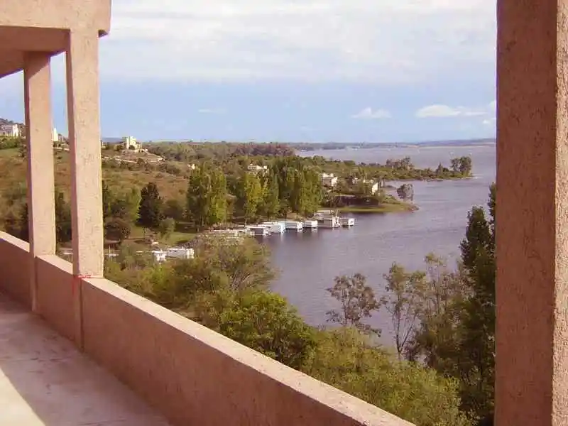 OPORTUNIDAD!!!Imperdible Inmueble en Costa del Lago los Molinos sierras de Cord.