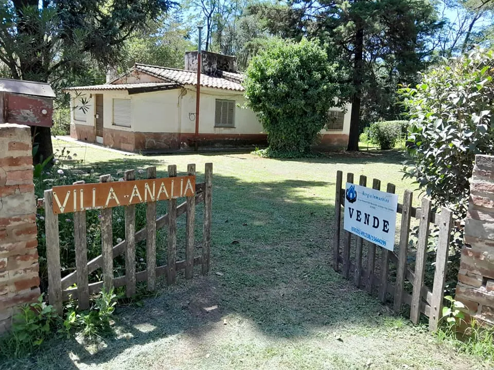 VENDO CASA 4 DORMIT. VILLA ANIMI, LA GRANJA, CORDOBA