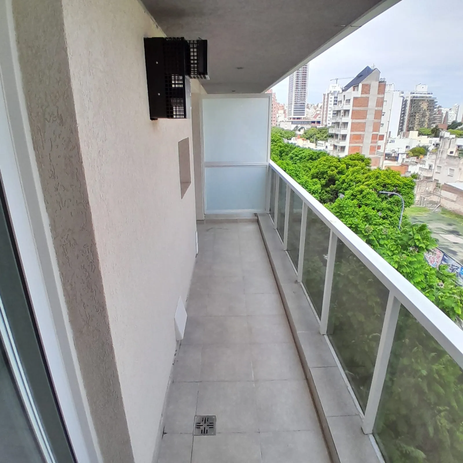 HERMOSO DEPTO A ESTRENAR EN GUEMES!