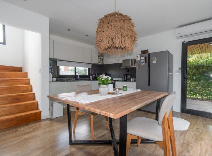 Casa · 92m² · 3 Ambientes · 1 Cochera