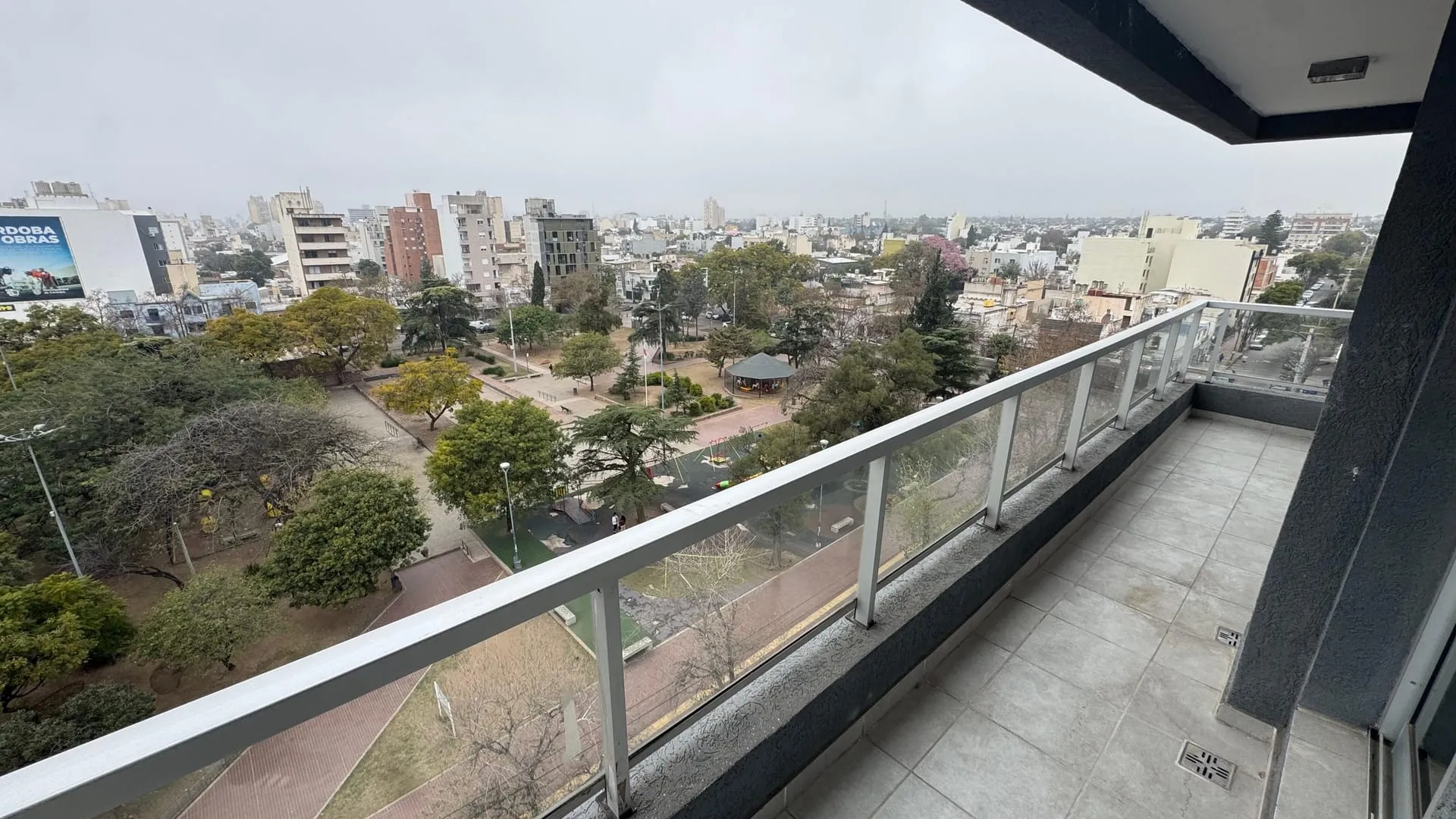 DEPARTAMENTO EN ALQUILER EN ALTO ALBERDI DE 3 DORMITORIOS