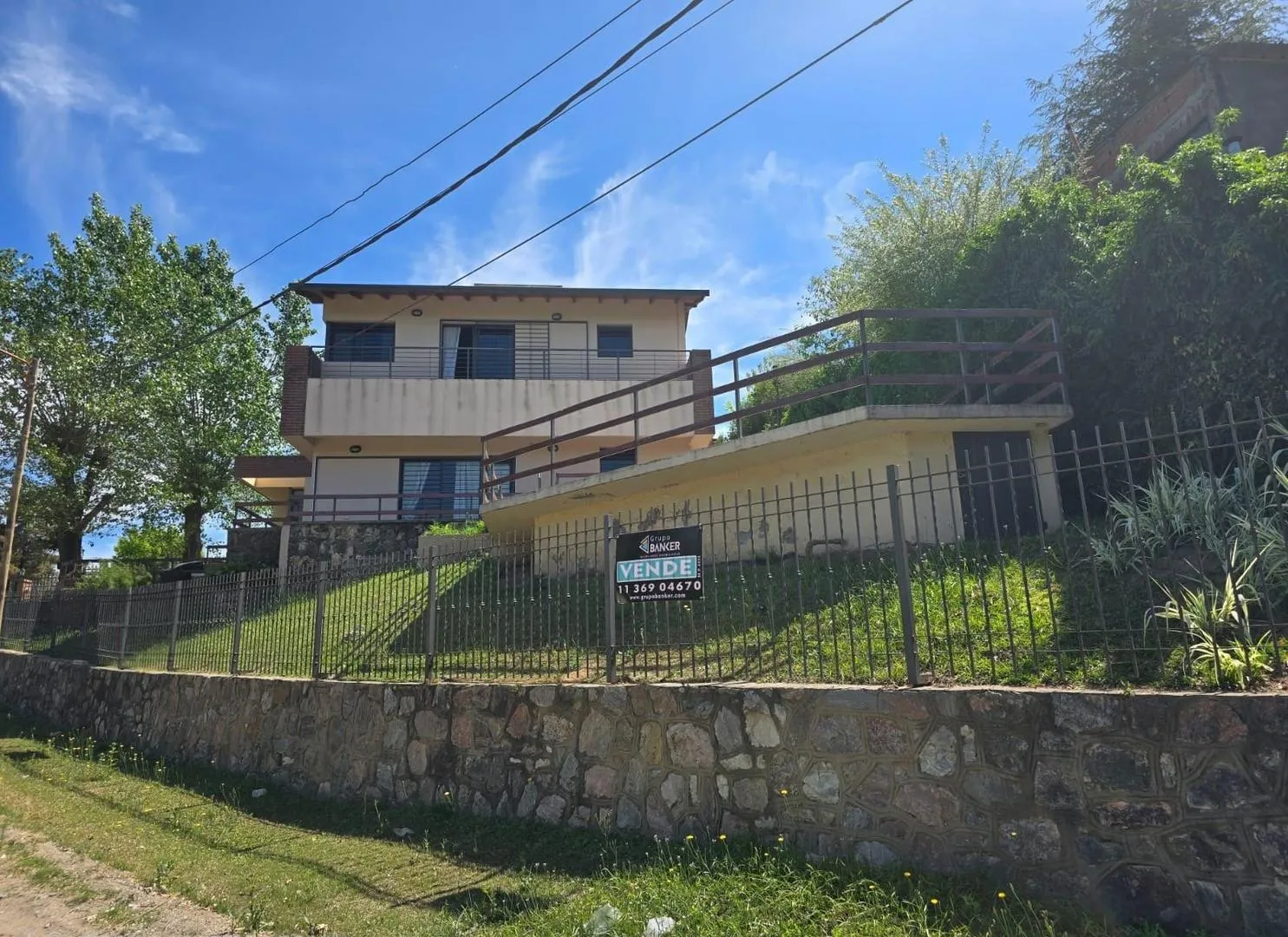 Casa Amoblada en Venta. Playas de Oro.