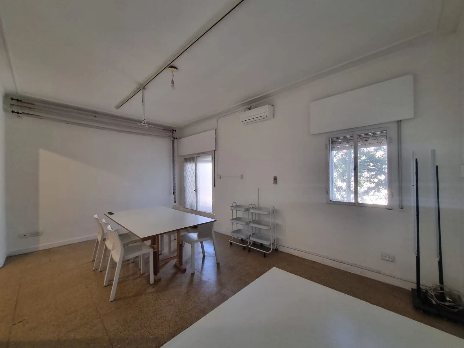 Alquiler - Departamento 3 Dorm. - 2 Baños - 85 m² - B° Cofico