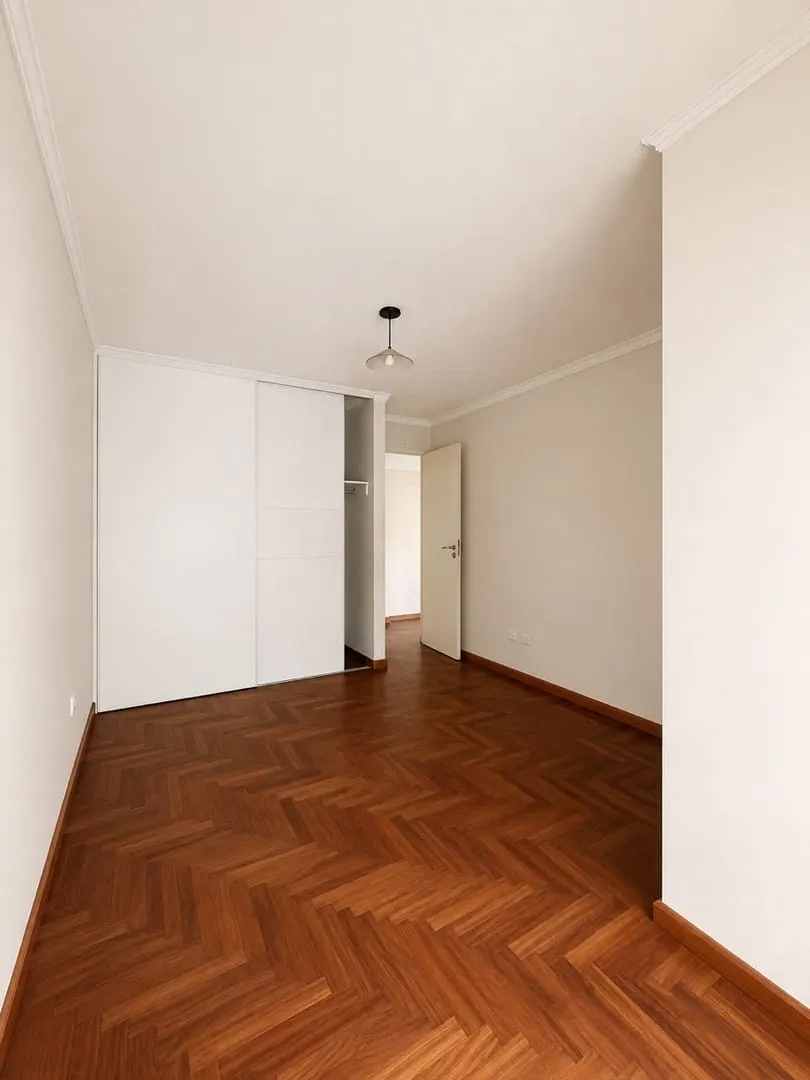 Departamento  a dos cuadras de plaza Esspaña esquina Av. Estrada