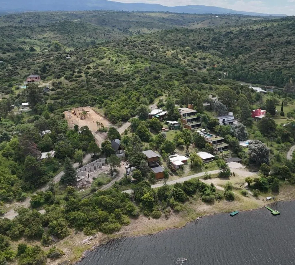 Venta terreno 1970 m2 Potrero de Garay