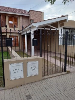 Duplex 2 dormitorios Parque Capital alquila dueño