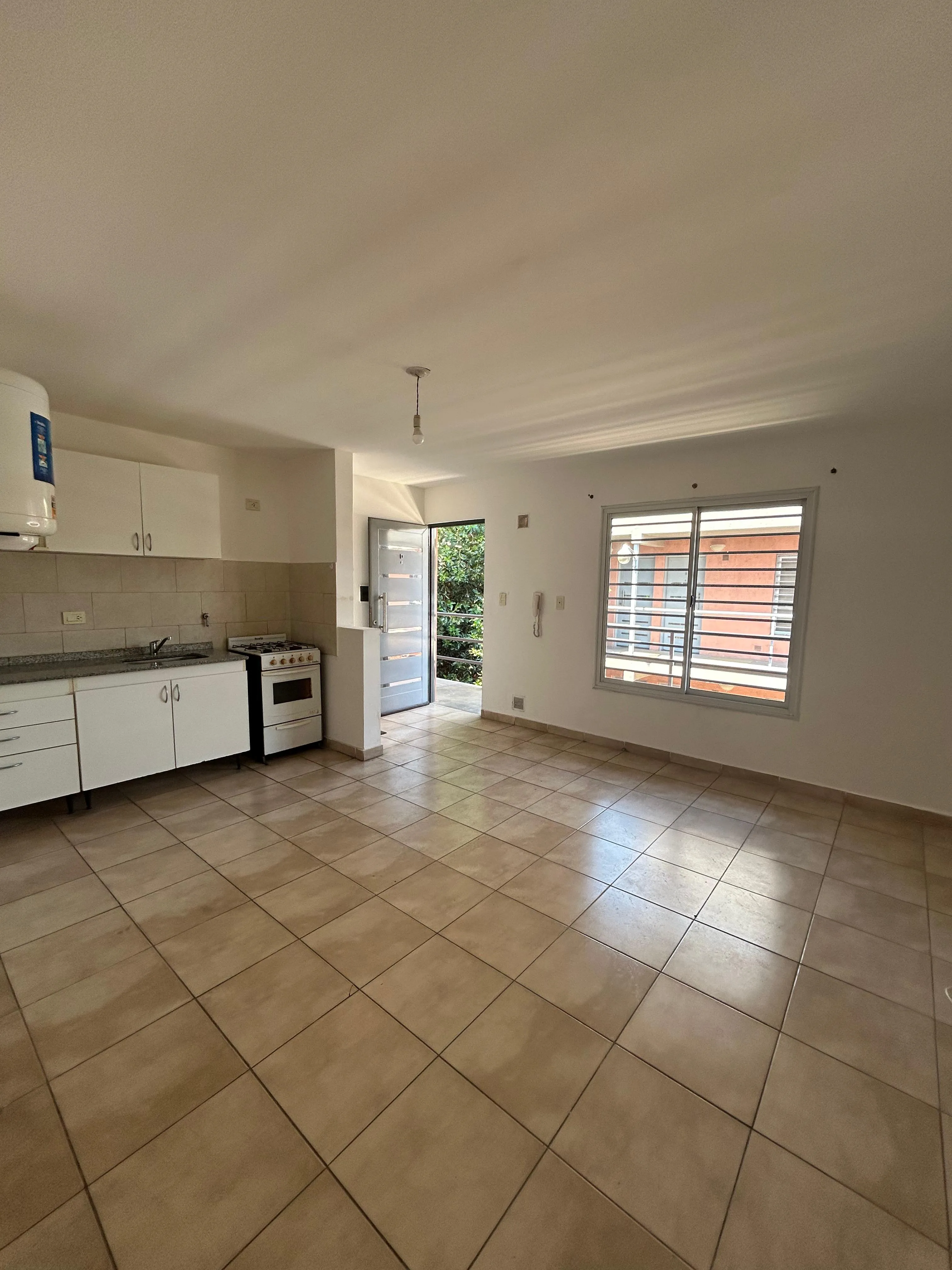 VENTA - UN DORMITORIO c COCHERA INCLUIDA - B ALTA CORDOBA