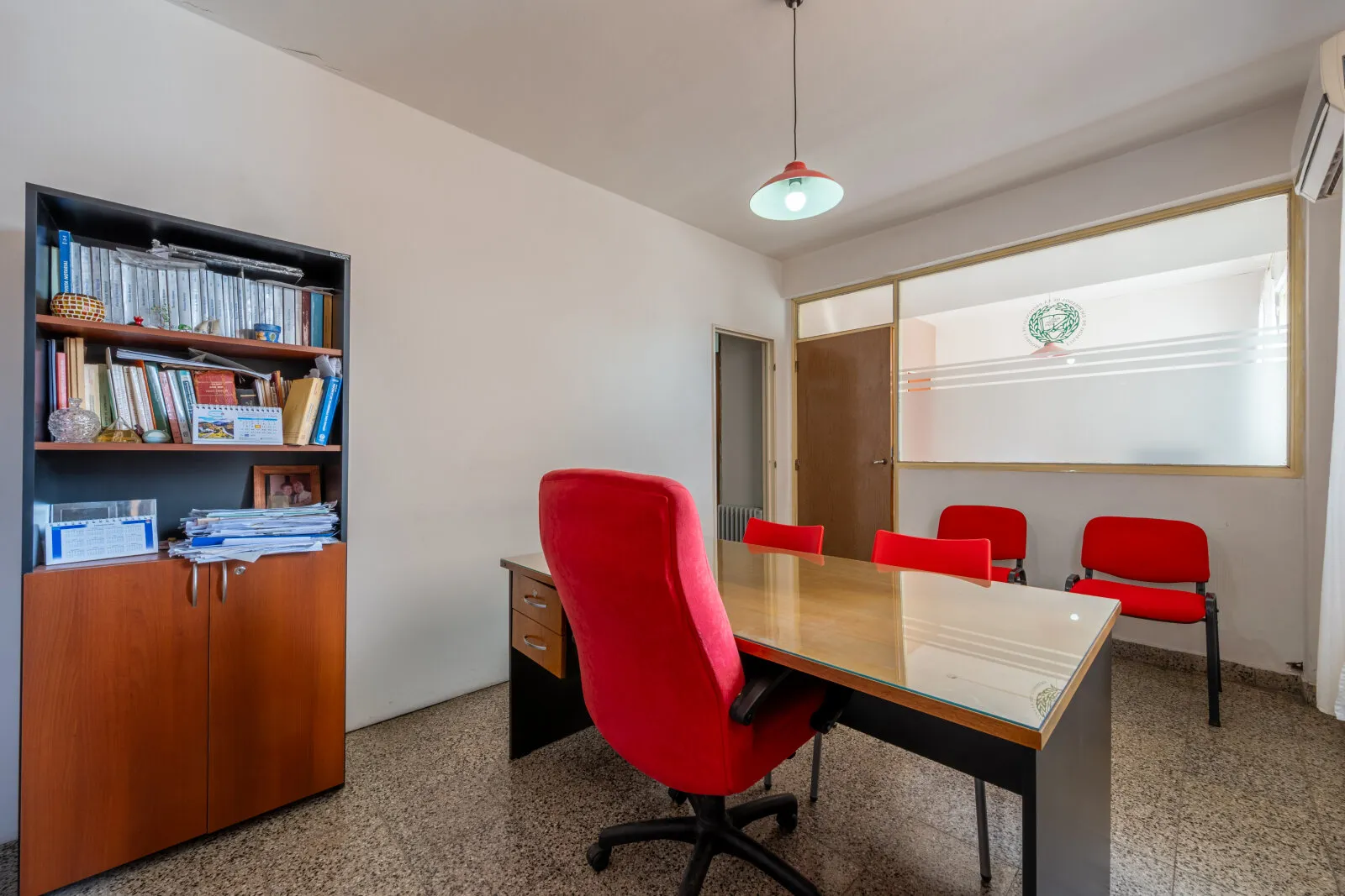 Venta 3 Oficinas con sala de espera