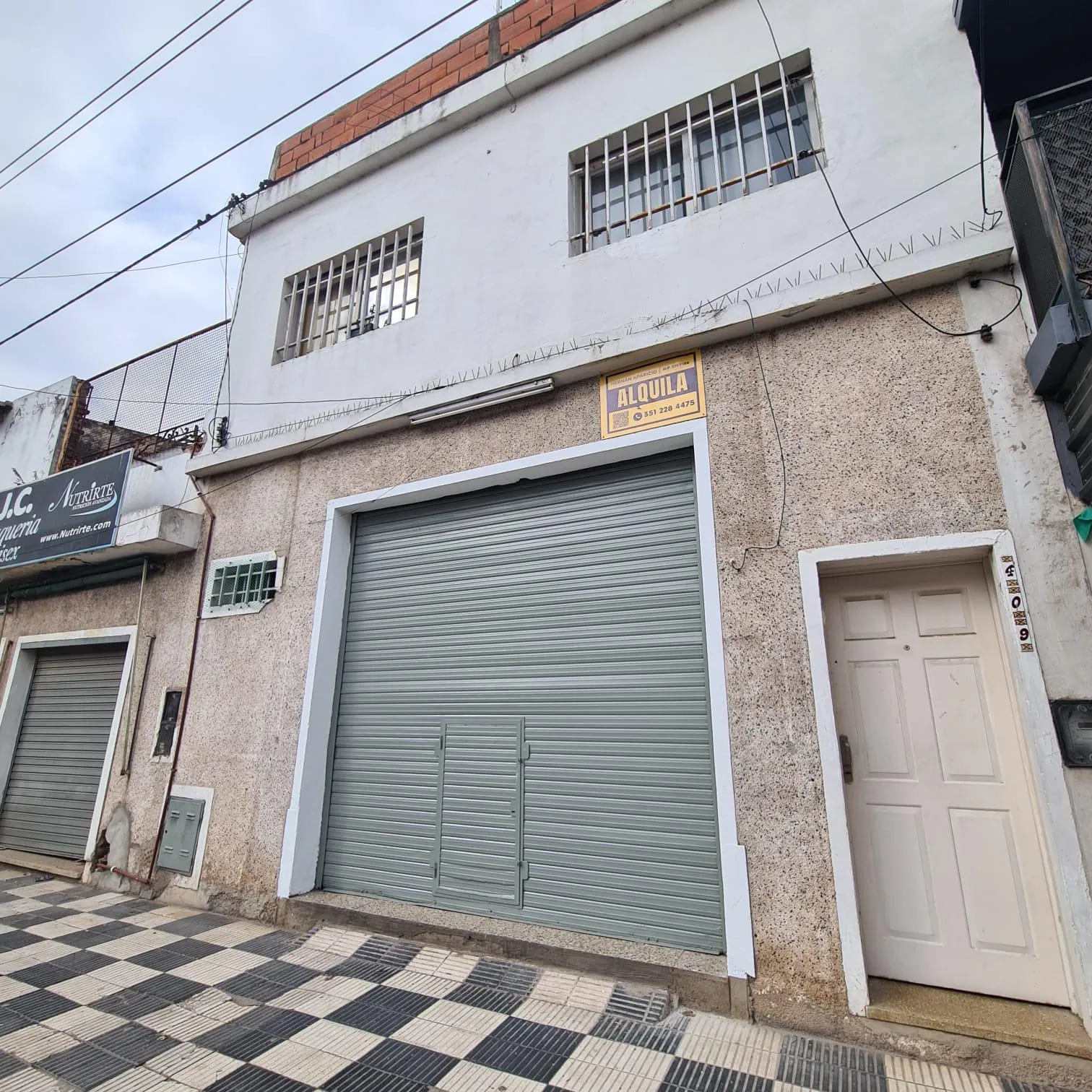 VENTA LOCAL COMERCIAL FELIX PAZ 409
