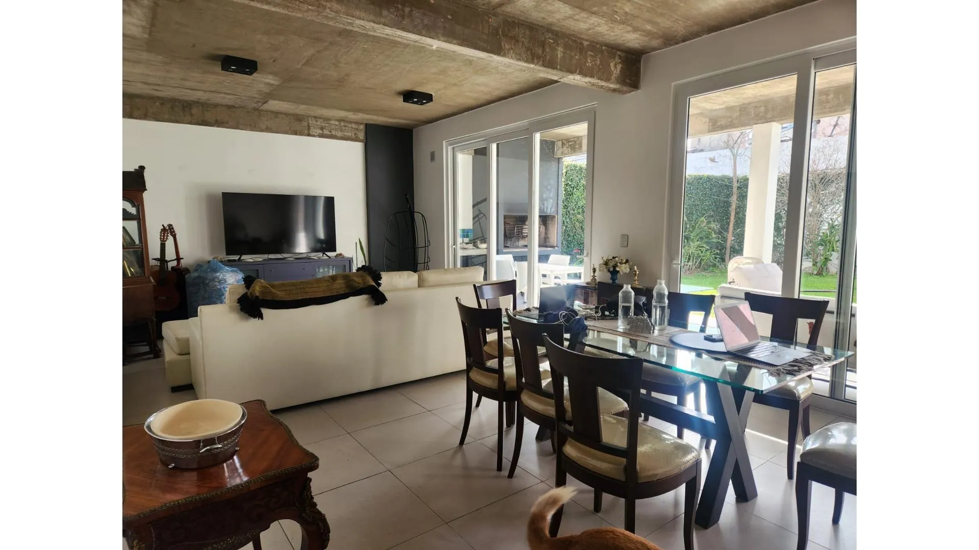 Alquiler casa 6 ambientes con jardìn en Martinez