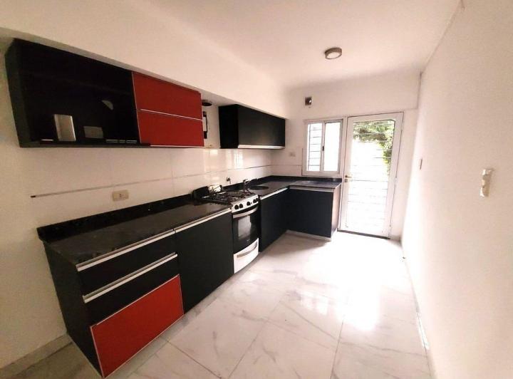 Casa · 144m² · 3 Ambientes · 1 Cochera