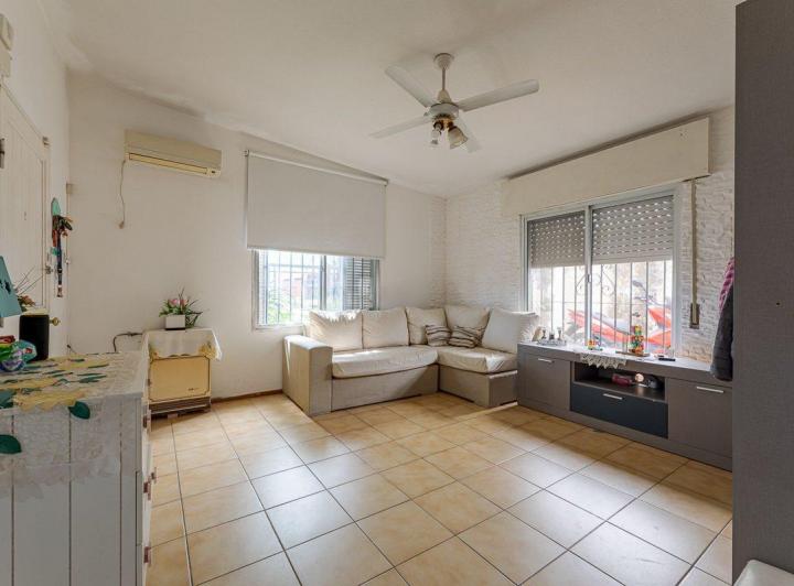 Casa · 160m² · 4 Ambientes · 1 Cochera