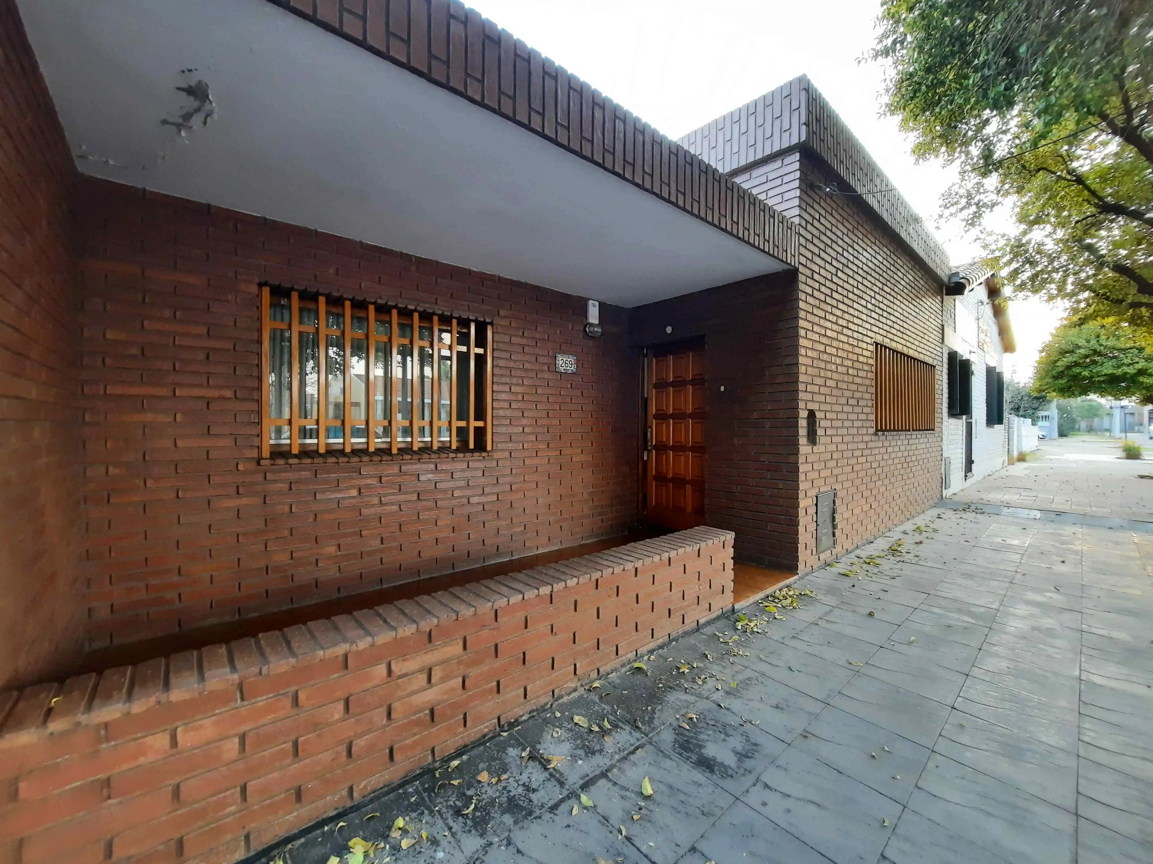 VENTA-CASA/LOTE PARA EDIFICIO-PLENO CENTRO-JESÚS MARÍA