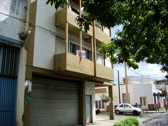 OPORTUNIDAD AMPLIO DPTO 1 DOR  A MTRS AV. PATRIA