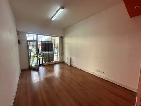 Local en Venta en Ciudad Jardin del Palomar, Partido de Tres de Febrero