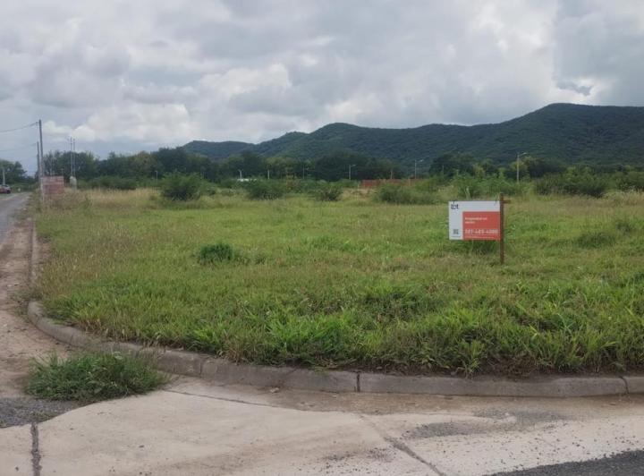 Terreno · 339m²