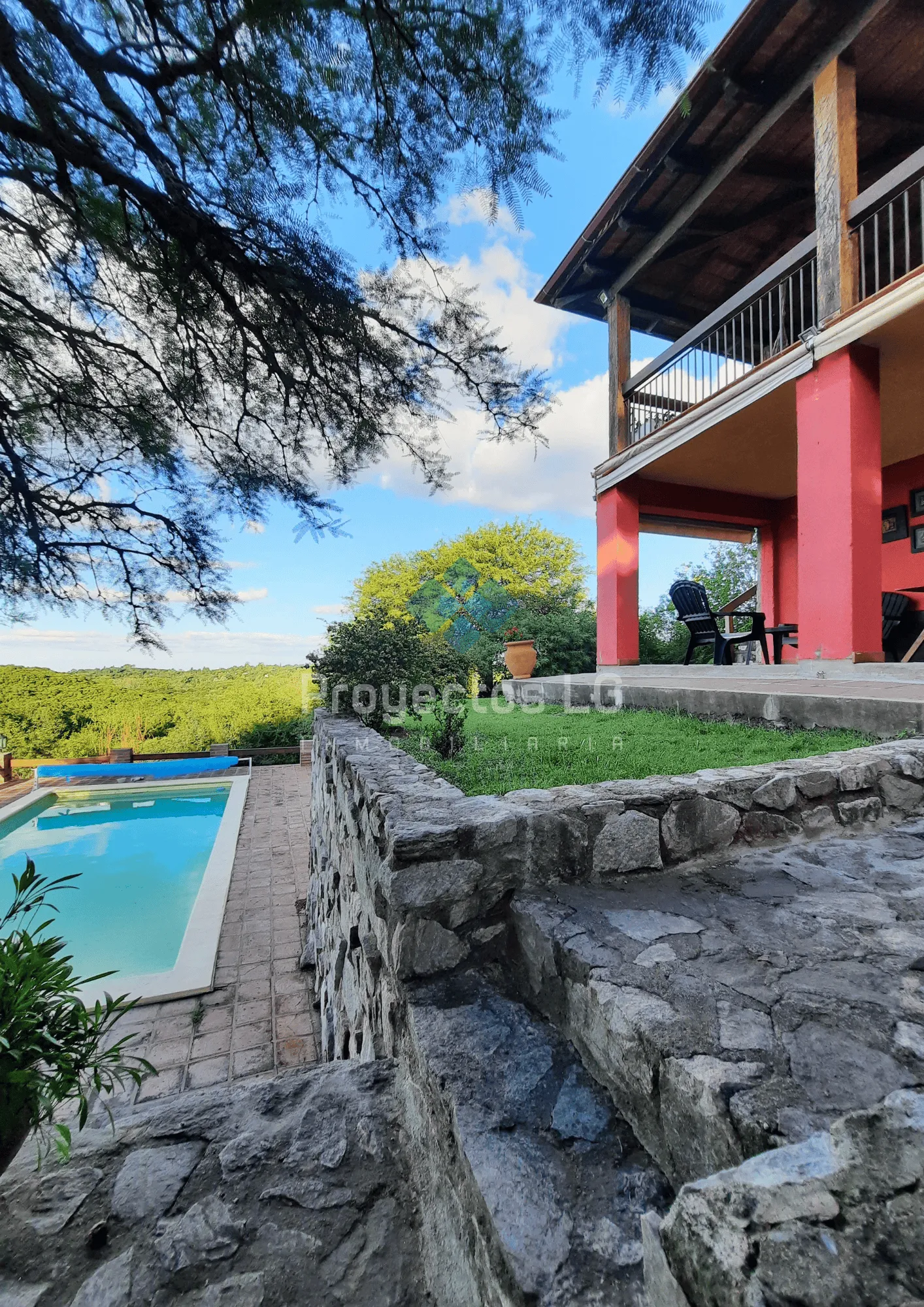 VENTA-CASA 3 DORM-2 BAÑOS-EXCELENTE VISTA-LA GRANJA
