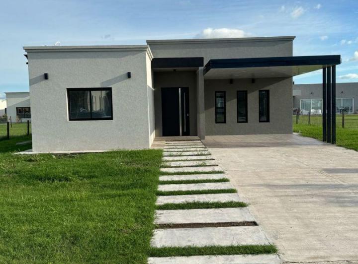 Casa · 190m² · 4 Ambientes