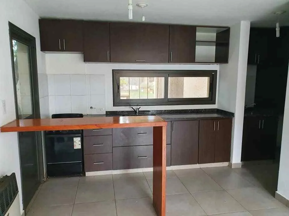 Duplex 3 dormitorios  Campo de vuelo