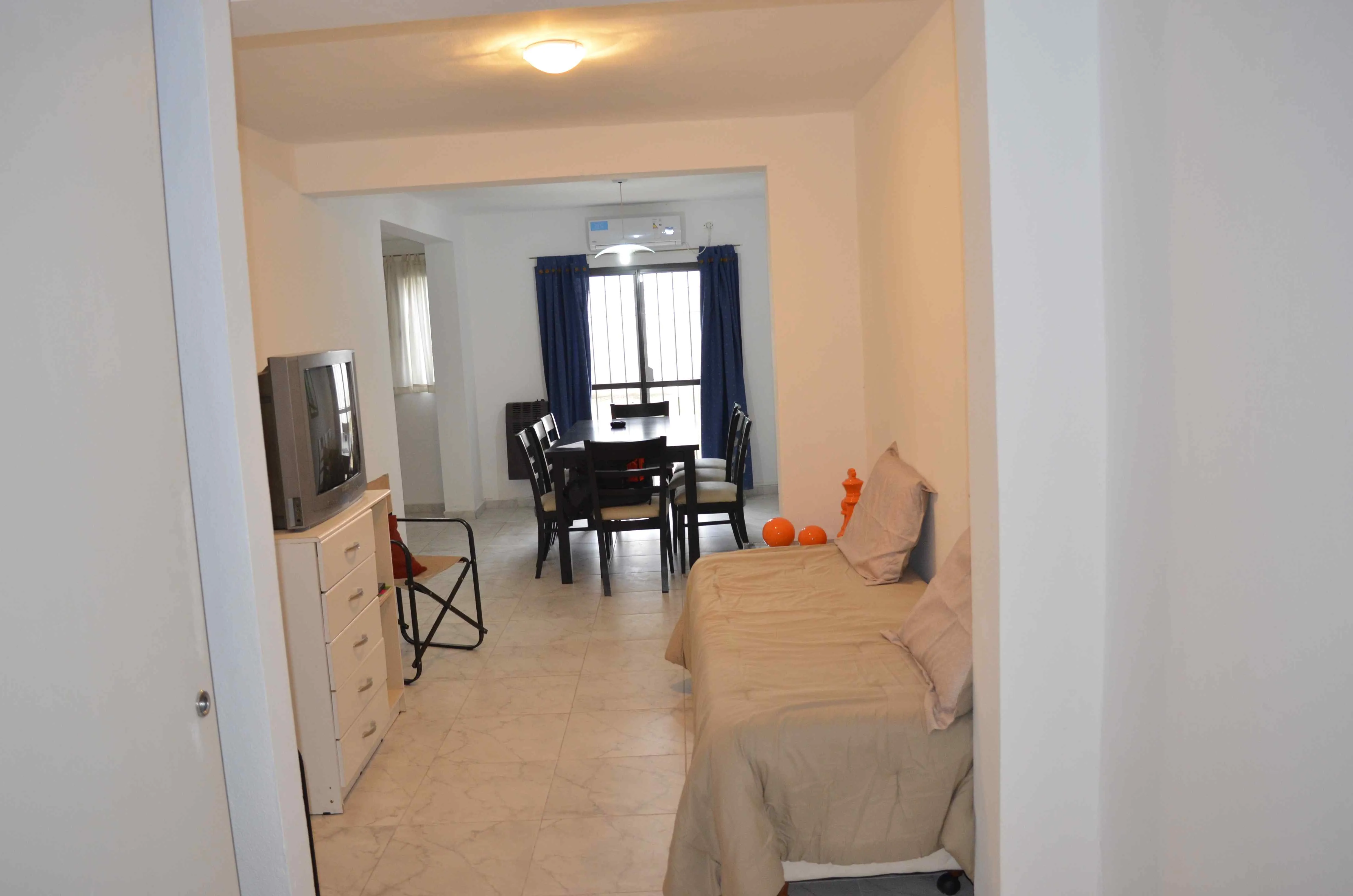 VENDO  Monoambiente Nueva Córdoba con PATIO  a  Metros Del Pocito