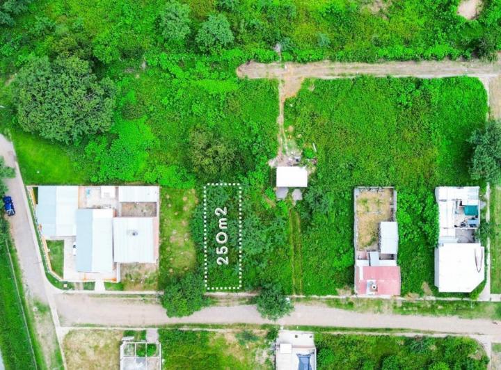 Terreno · 250m²