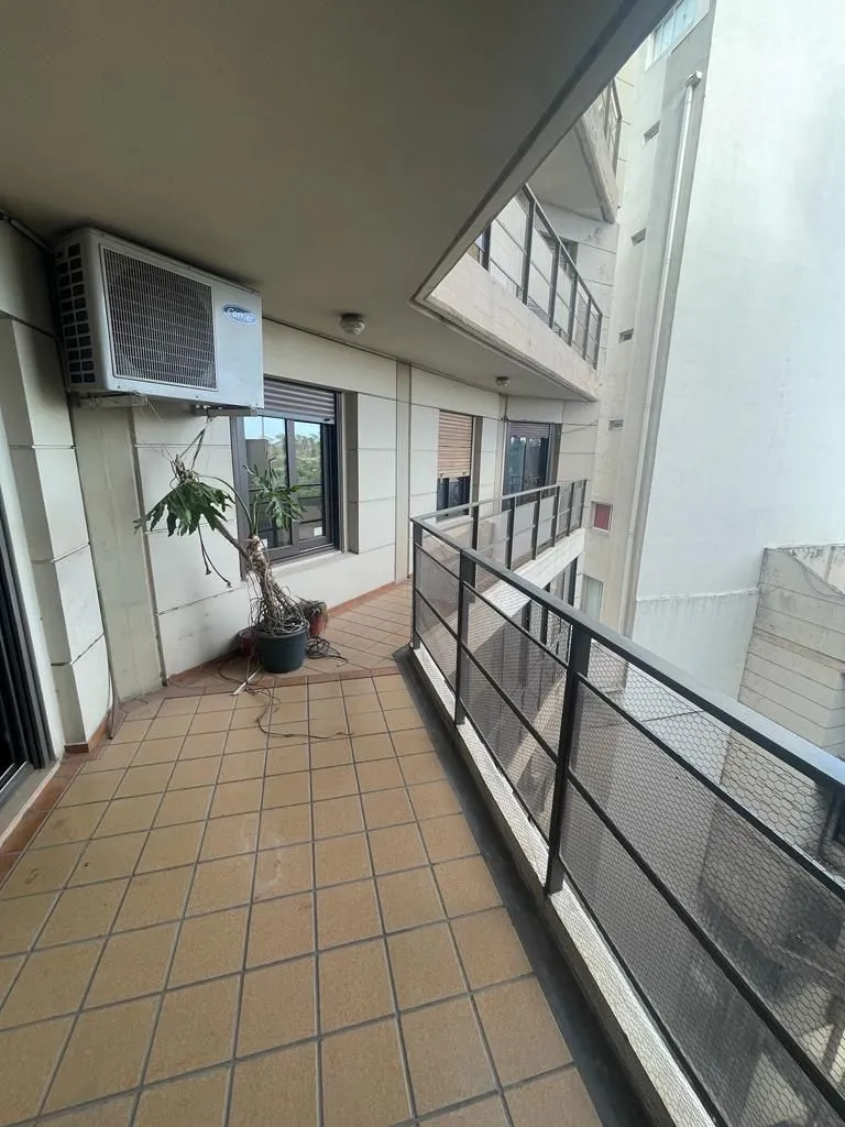 SE VENDE ESPECTACULAR PISO COMPLETO EN NVA CBA - OFRECE OPCION DE FINANCIACIÓN