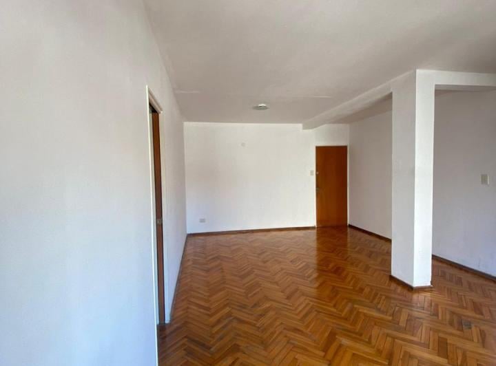 Departamento · 80m² · 4 Ambientes