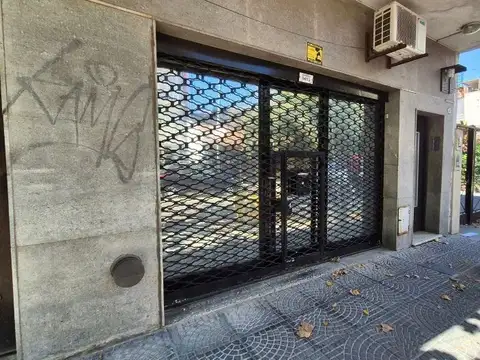 Local en Venta en Santos Lugares, Partido de Tres de Febrero