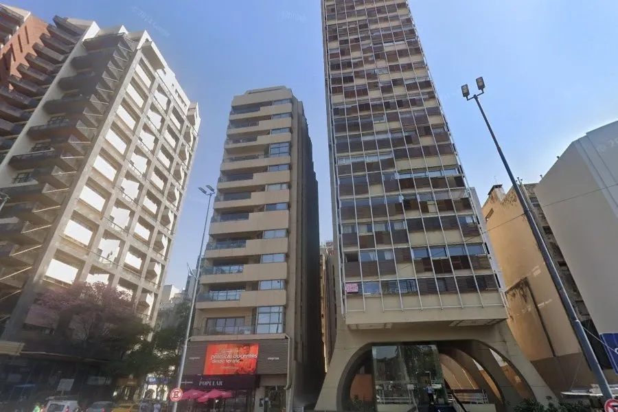 Se Vende Dpto 3 Dormitorios Amoblado c/ cochera Plaza España C/ Renta