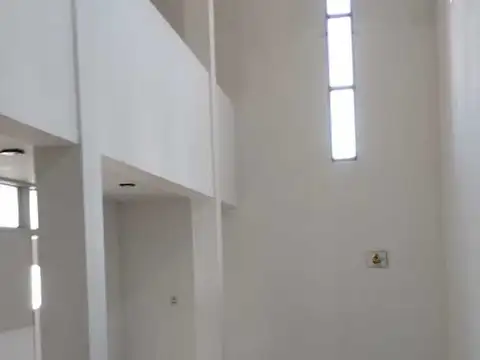 Local en Venta en Los Hornos, La Plata