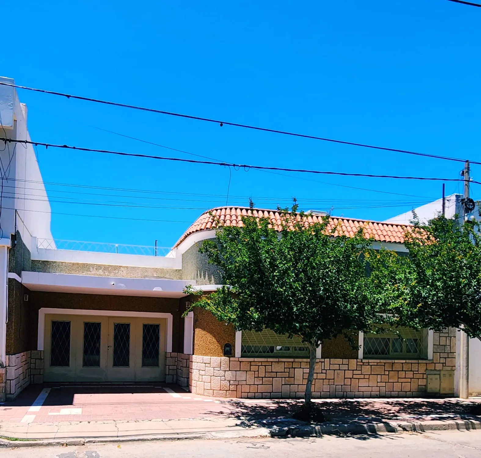 CASA EN VENTA BARRIO TALLERES OESTE
