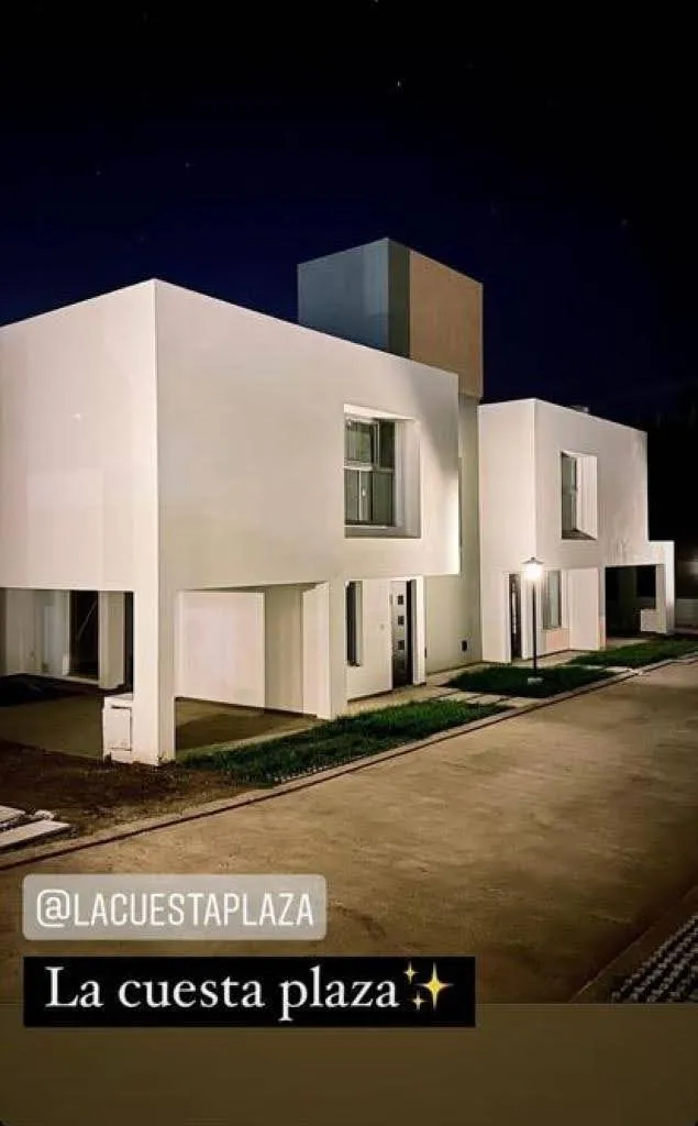 Casa en venta de 3 dormitorios housing cerrado