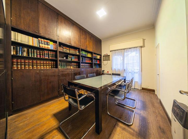 Casa · 168m² · 10 Ambientes