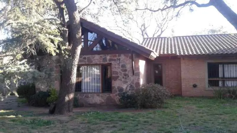 VILLA BELGRANO-VENDO CASA SOBRE NEPPER