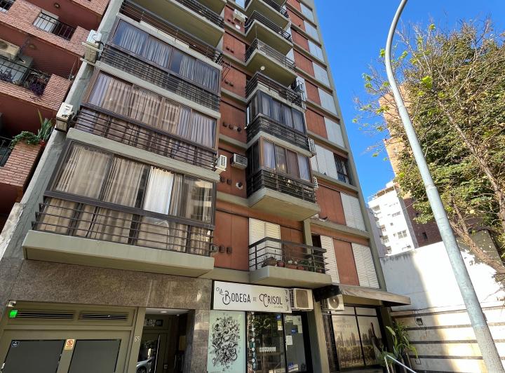 Departamento · 137m² · 6 Ambientes · 1 Cochera