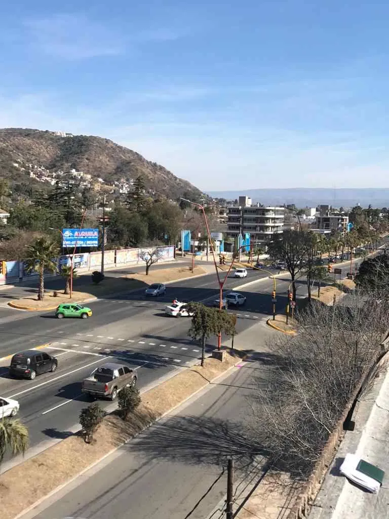 EDIFICIO/HOTEL A TERMINAR  EN VENTA EN VILLA CARLOS PAZ