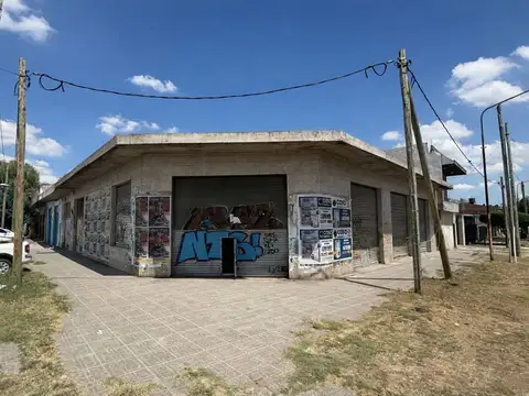Local en Venta en Isidro Casanova, Partido de La Matanza
