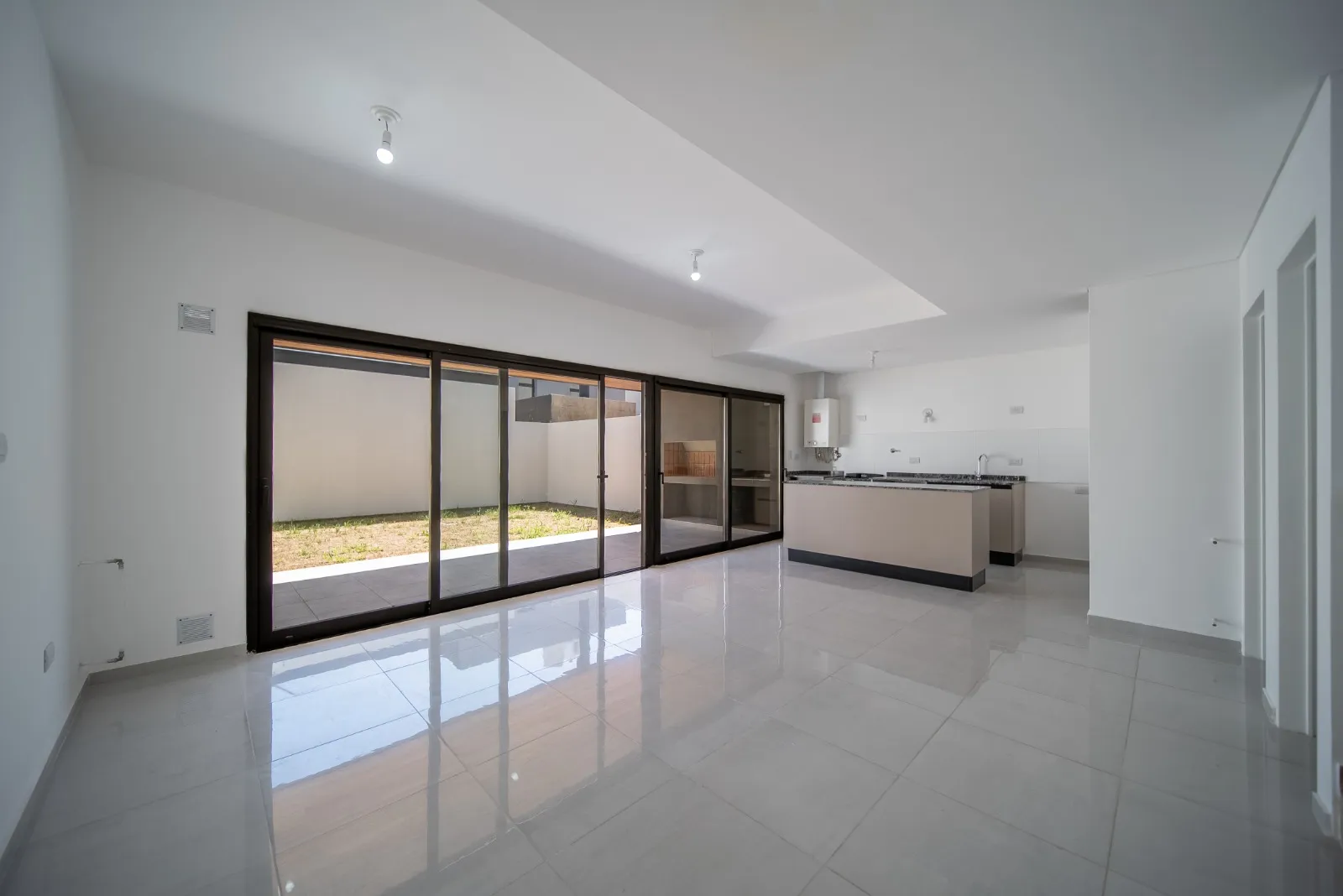 VENTA DUPLEX EN ONE DAKOTA HOUSING, NOBU TOWN - 3 DORMITORIOS, EN POZO