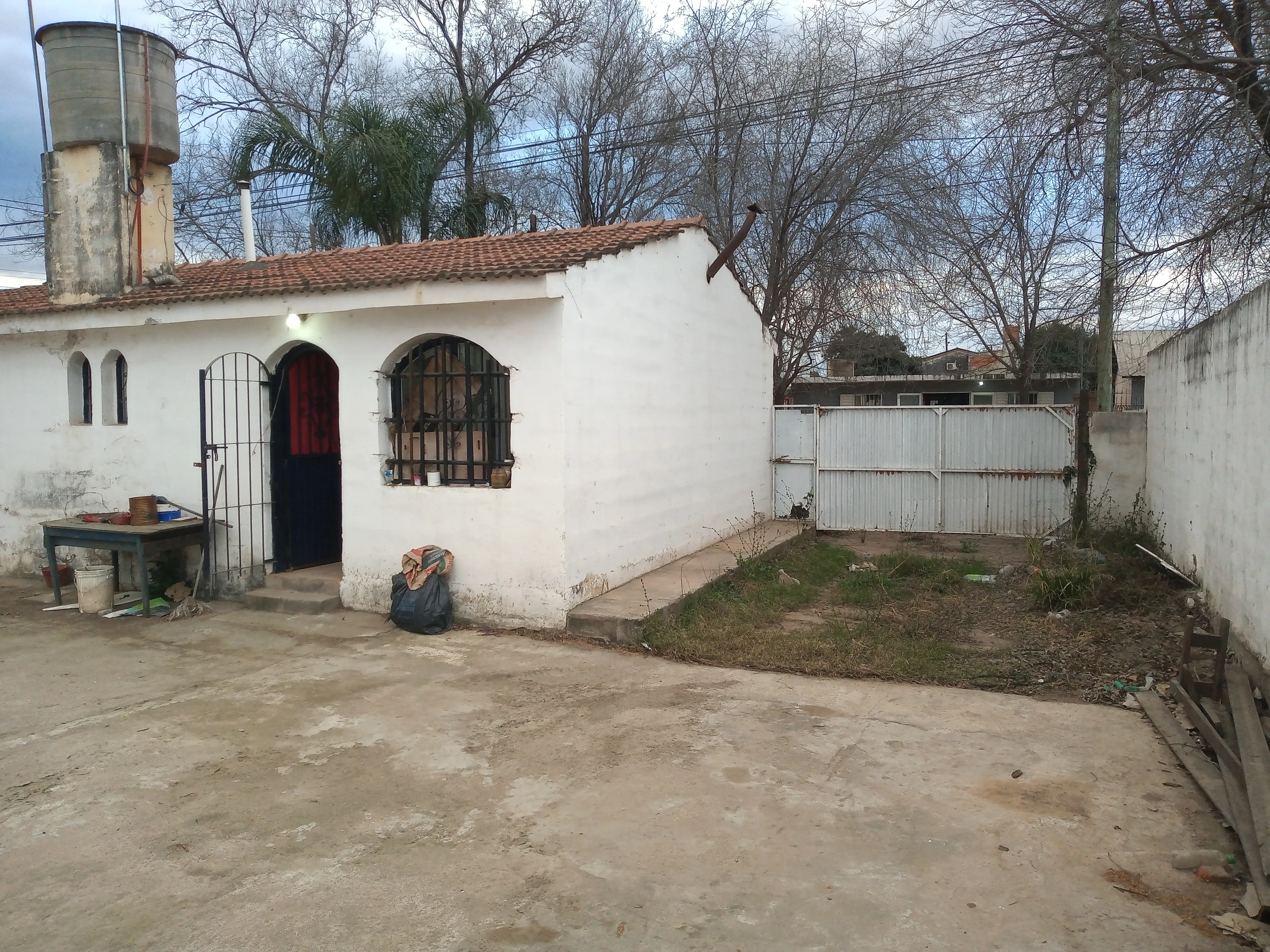 OPORTUNIDAD!!! 500 m2 de Terreno- Casa en Venta