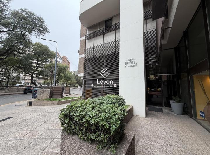 Departamento · 172m² · 6 Ambientes · 1 Cochera
